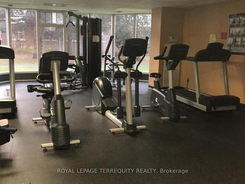 908-11753 Sheppard Ave, Toronto, ON - Indoor Photo Showing Gym Room