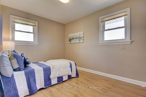 Main-352 Garden Crt, Oshawa, ON - Indoor Photo Showing Bedroom