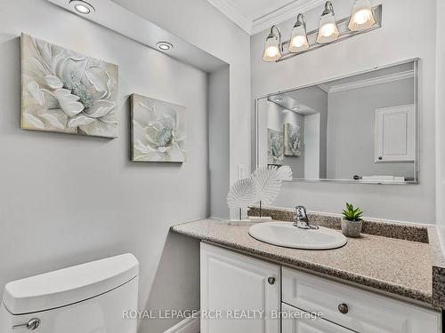 4 Downey Dr, Caledon, ON - Indoor Photo Showing Bathroom