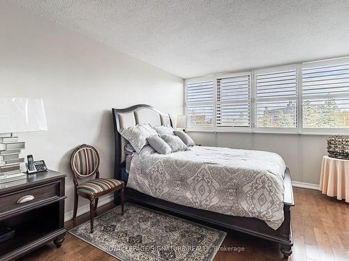 316-1333 Bloor St, Mississauga, ON - Indoor Photo Showing Bedroom