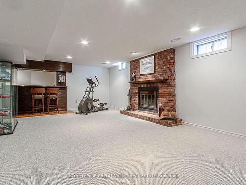 1460 Bancroft Dr, Mississauga, ON - Indoor Photo Showing Basement