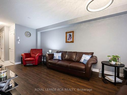 141 Clark St, Shelburne, ON - Indoor Photo Showing Living Room