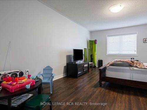 141 Clark St, Shelburne, ON - Indoor Photo Showing Bedroom