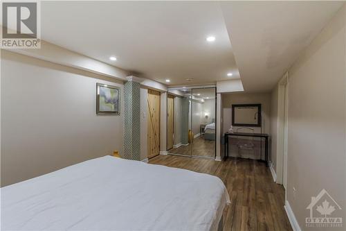 1952 Olympia Crescent, Ottawa, ON - Indoor Photo Showing Bedroom