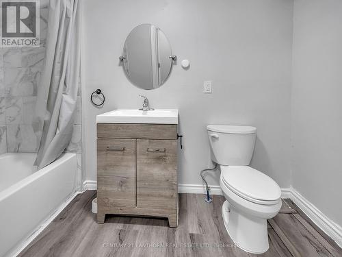 1 South Park Street, Belleville, ON - Indoor Photo Showing Bathroom