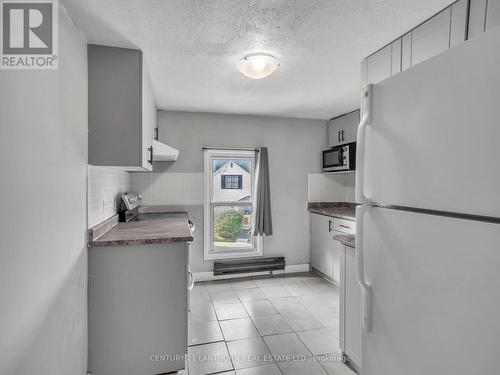 1 South Park Street, Belleville, ON - Indoor Photo Showing Kitchen