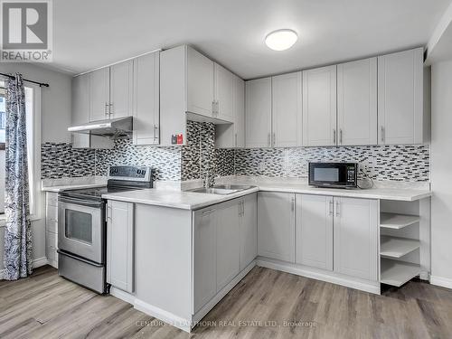 1 South Park Street, Belleville, ON - Indoor Photo Showing Kitchen With Double Sink With Upgraded Kitchen