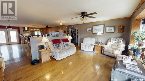 532 Gertie Street, Moosomin, SK - Indoor Photo Showing Living Room