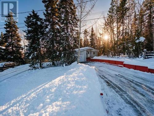 103 Rainbow Road, Whitehorse, YT - Outdoor