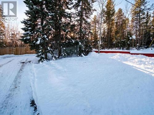 103 Rainbow Road, Whitehorse, YT - Outdoor