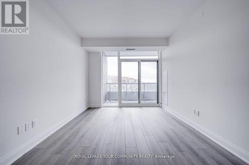 704 - 10 Gatineau Drive, Vaughan, ON - Indoor Photo Showing Other Room