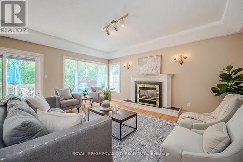 7 Whitetail Court, Guelph (Village), ON - Indoor Photo Showing Living Room With Fireplace