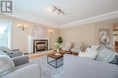 7 Whitetail Court, Guelph (Village), ON - Indoor Photo Showing Living Room With Fireplace