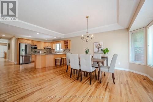 7 Whitetail Court, Guelph (Village), ON - Indoor Photo Showing Dining Room