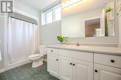 7 Whitetail Court, Guelph (Village), ON - Indoor Photo Showing Bathroom