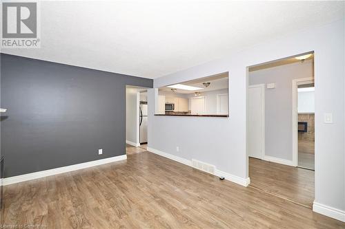 3281 Addison Avenue, Niagara Falls, ON - Indoor Photo Showing Other Room