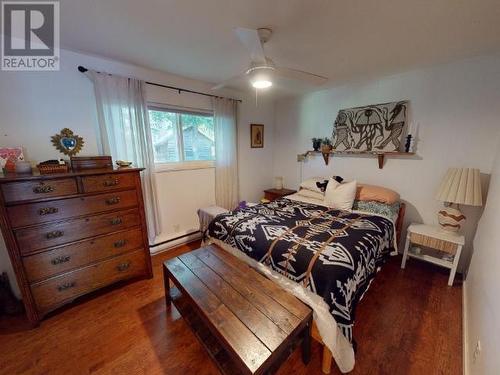 9259 Gela Road, Powell River, BC - Indoor Photo Showing Bedroom