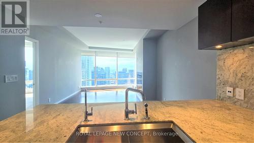 4902 - 180 University Avenue, Toronto, ON - Indoor