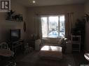 528 J Avenue N, Saskatoon, SK  - Indoor Photo Showing Living Room 