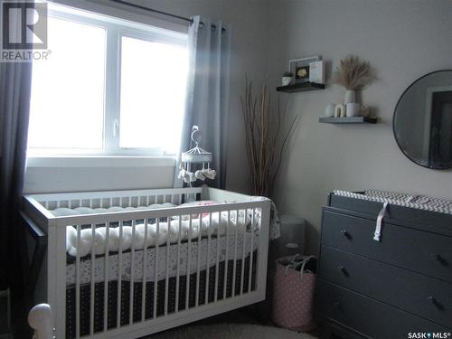 528 J Avenue N, Saskatoon, SK - Indoor Photo Showing Bedroom