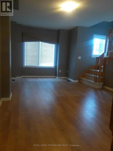 10 Sand Wedge Lane, Brampton (Downtown Brampton), ON - Indoor Photo Showing Other Room