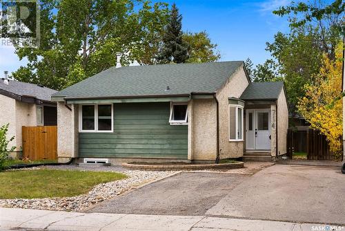 714 Callander Crescent N, Regina, SK - Outdoor With Facade