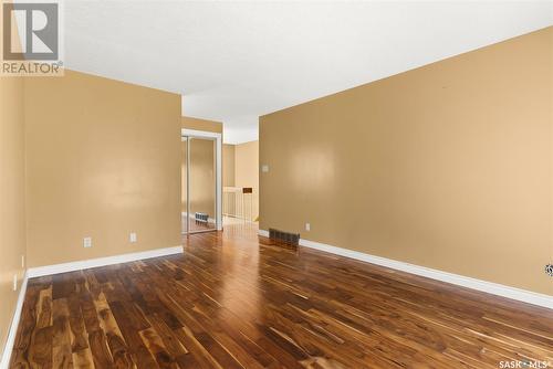 714 Callander Crescent N, Regina, SK - Indoor Photo Showing Other Room