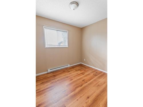 1/2/3 - 2303 Crawford Street, Creston, BC - Indoor Photo Showing Other Room