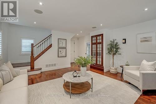 50 Burnet Street, Oakville, ON - Indoor Photo Showing Living Room