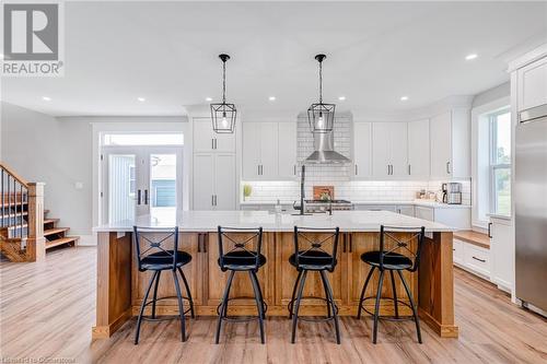 1329 Brant Highway 54, Caledonia, ON - Indoor Photo Showing Kitchen With Upgraded Kitchen