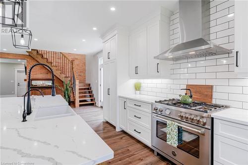 1329 Brant Highway 54, Caledonia, ON - Indoor Photo Showing Kitchen