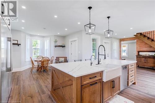 1329 Brant Highway 54, Caledonia, ON - Indoor Photo Showing Kitchen With Upgraded Kitchen