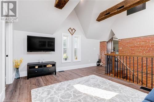 1329 Brant Highway 54, Caledonia, ON - Indoor Photo Showing Living Room