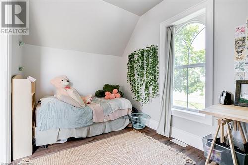 1329 Brant Highway 54, Caledonia, ON - Indoor Photo Showing Bedroom