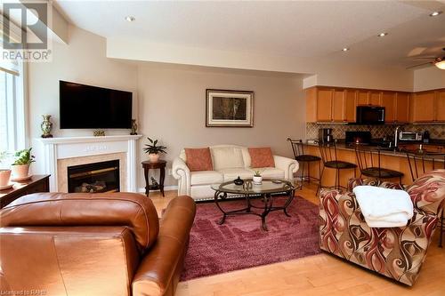 81 Valridge Drive Unit# 36, Ancaster, ON - Indoor Photo Showing Living Room With Fireplace