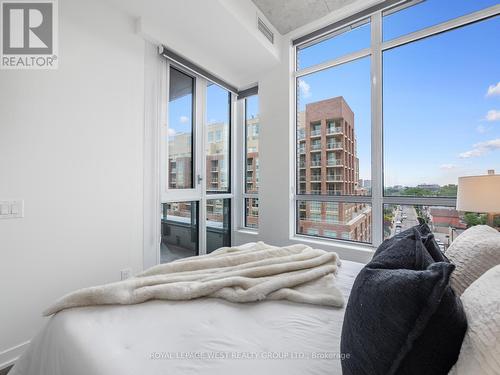 713 - 1808 St. Clair Avenue W, Toronto (Weston-Pellam Park), ON - Indoor Photo Showing Bedroom