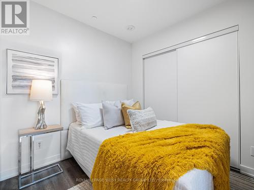 713 - 1808 St. Clair Avenue W, Toronto (Weston-Pellam Park), ON - Indoor Photo Showing Bedroom