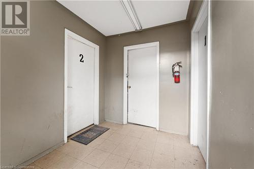 hallway - 258 South Drive, Simcoe, ON - Indoor Photo Showing Other Room