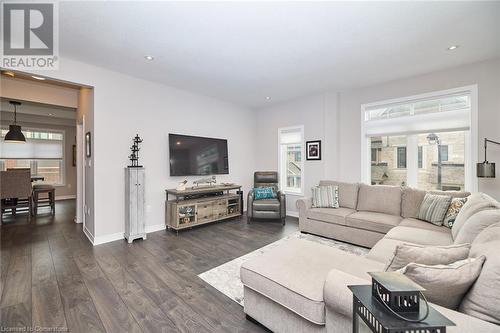 288 Glover Road Unit# 1, Stoney Creek, ON - Indoor Photo Showing Living Room