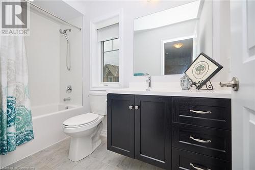 288 Glover Road Unit# 1, Stoney Creek, ON - Indoor Photo Showing Bathroom