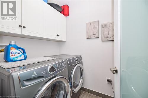 288 Glover Road Unit# 1, Stoney Creek, ON - Indoor Photo Showing Laundry Room