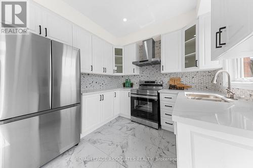 4 Powers Valley Court, Ajax (South East), ON - Indoor Photo Showing Kitchen With Double Sink