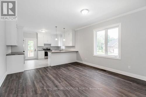 51 Natures Trail, Wasaga Beach, ON - Indoor Photo Showing Kitchen