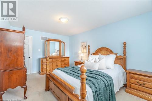 63 Hillgarden Drive, Stoney Creek, ON - Indoor Photo Showing Bedroom