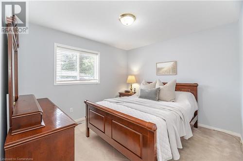 63 Hillgarden Drive, Stoney Creek, ON - Indoor Photo Showing Bedroom