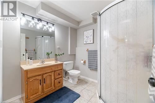 63 Hillgarden Drive, Stoney Creek, ON - Indoor Photo Showing Bathroom