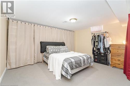 63 Hillgarden Drive, Stoney Creek, ON - Indoor Photo Showing Bedroom