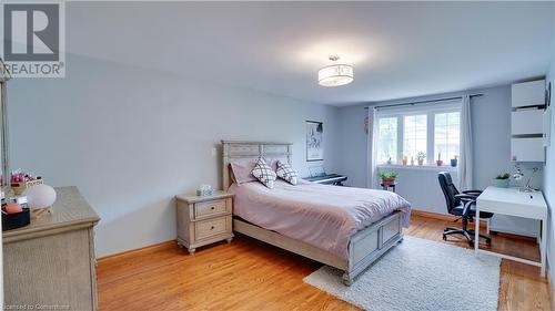 66 Glen Cannon Drive, Stoney Creek, ON - Indoor Photo Showing Bedroom