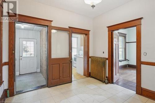 76 Spadina Avenue, Hamilton, ON - Indoor Photo Showing Other Room