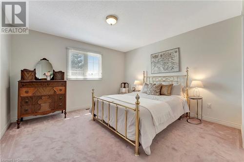 144 Cove Crescent, Stoney Creek, ON - Indoor Photo Showing Bedroom